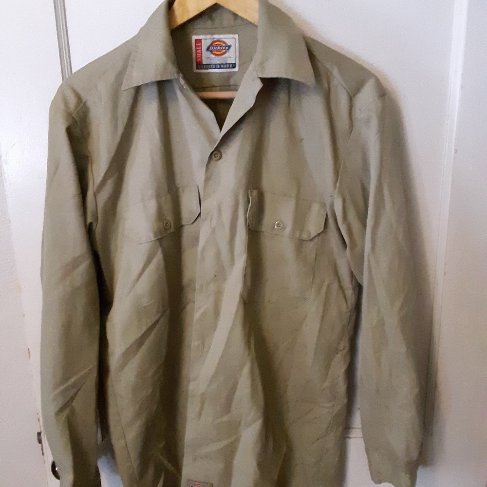 Long sleeve button up